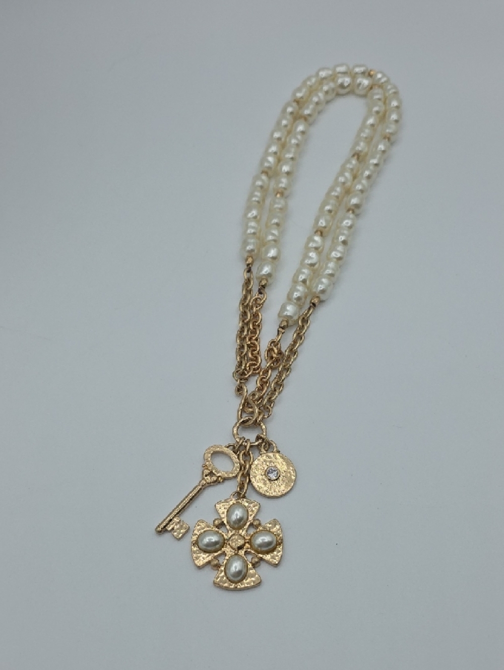 Chico's Pearl & Gold Charm Pendant Necklace - Ivory Pearls - Picture 4 of 9